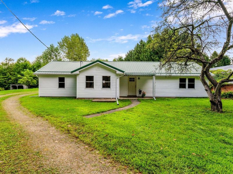 10819 Tucker Road, Mount Vernon, OH 43050 Photo 2
