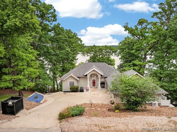446 Crown Point Drive , Four Seasons, MO 65049