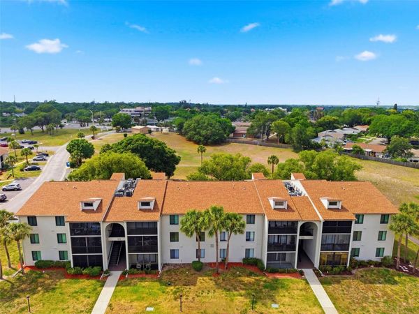 1871 PINE RIDGE WAY W, Unit B2, PALM HARBOR, FL 34684