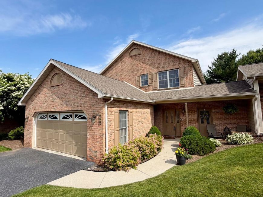 660 Heiden Drive, Hummelstown, PA 17036 Main Photo