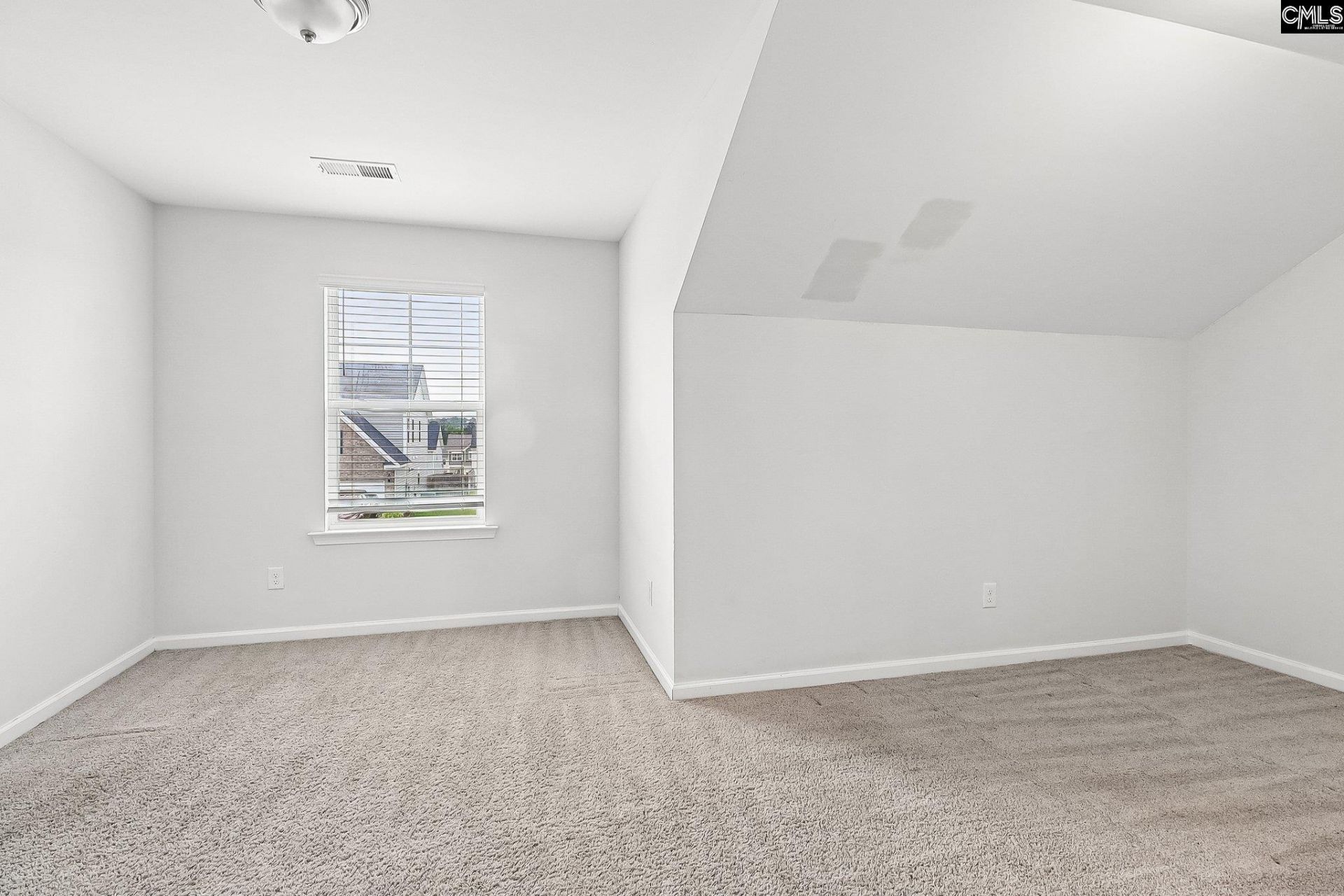 682 Bell Flower Lane Photo 26