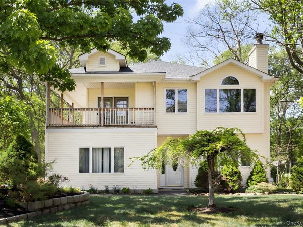 26 19th Street , Wading River, NY 11792