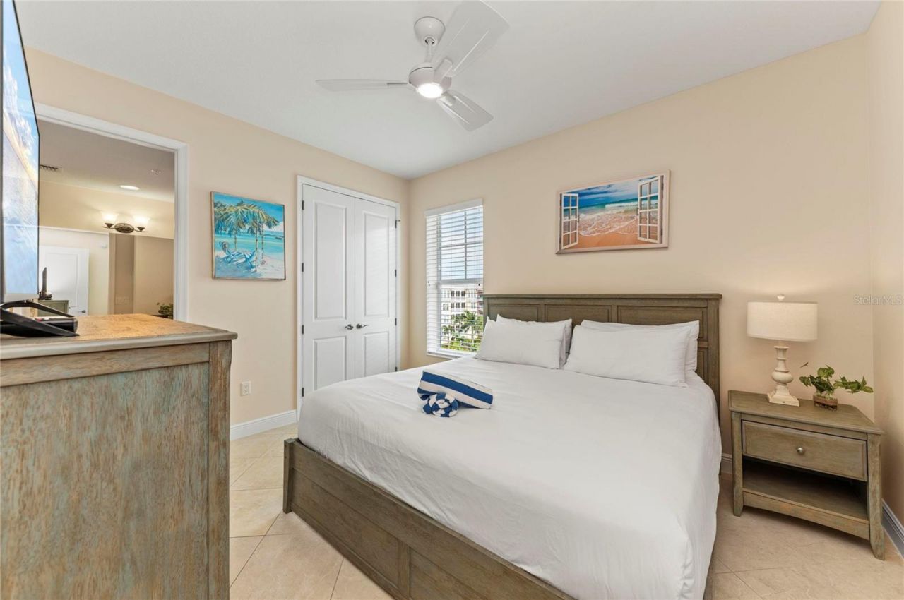 395 Aruba Circle, Unit 402, Bradenton, FL 34209 Photo