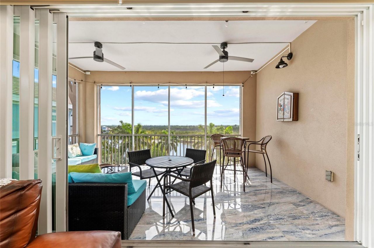 395 Aruba Circle, Unit 402, Bradenton, FL 34209 Photo
