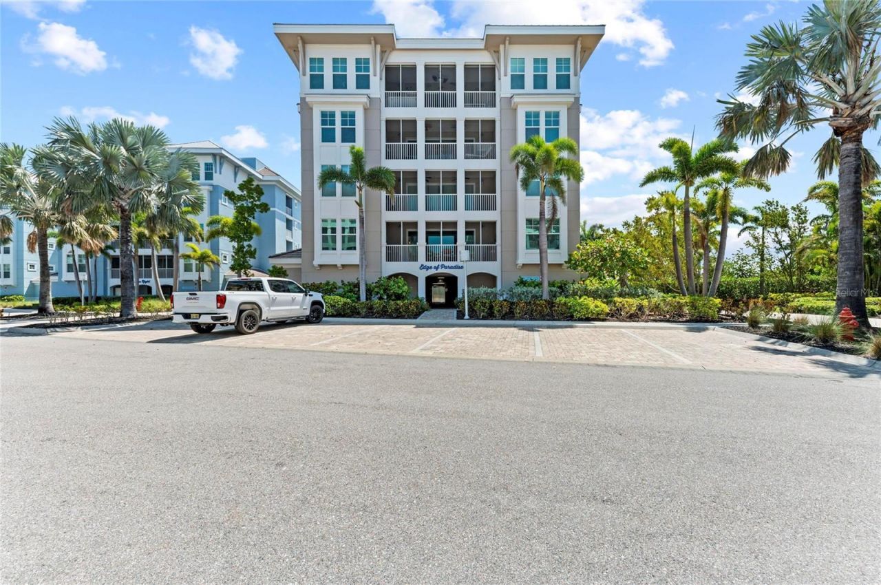 395 Aruba Circle, Unit 402, Bradenton, FL 34209 Photo