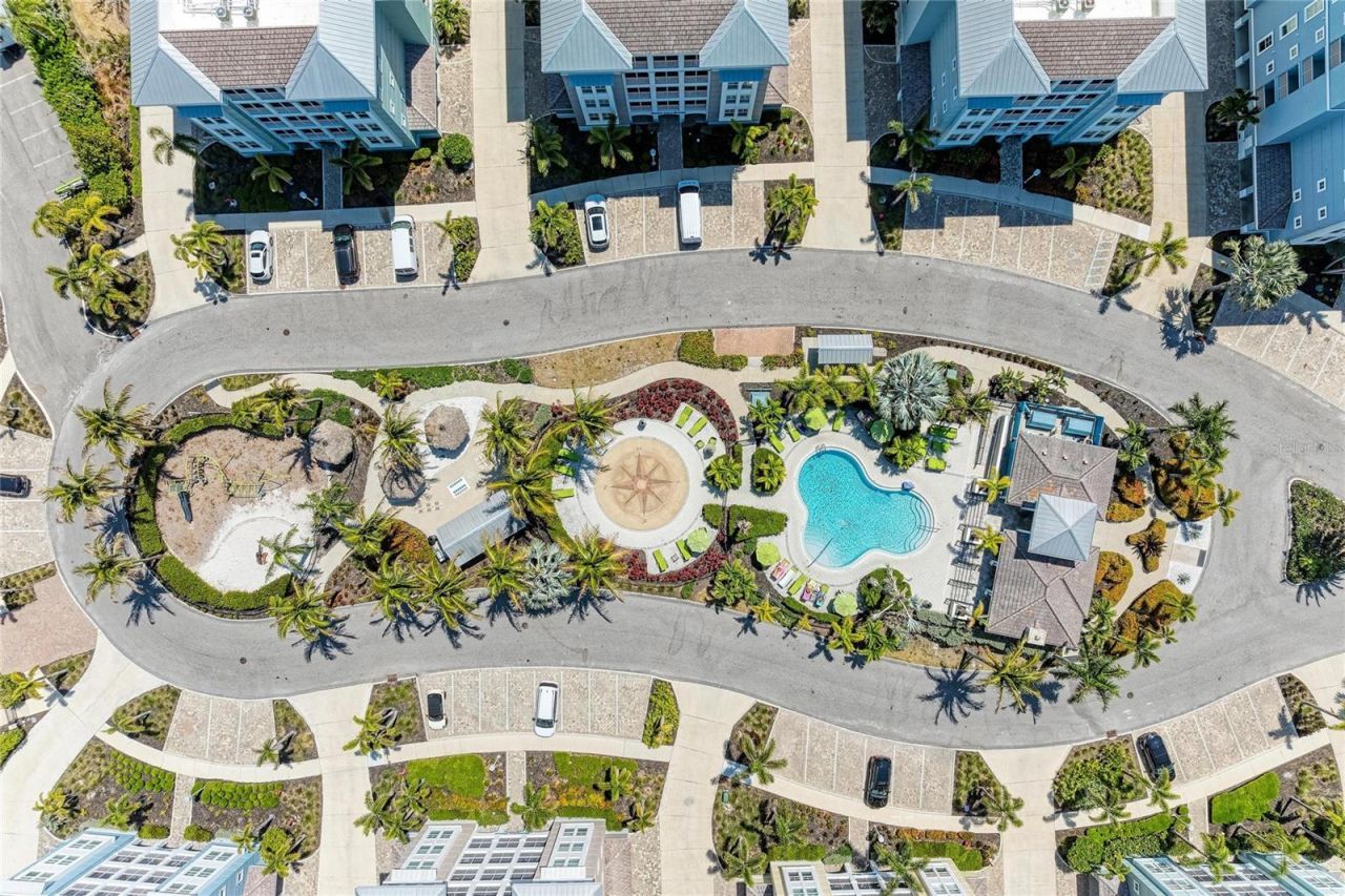 395 Aruba Circle, Unit 402, Bradenton, FL 34209 Photo