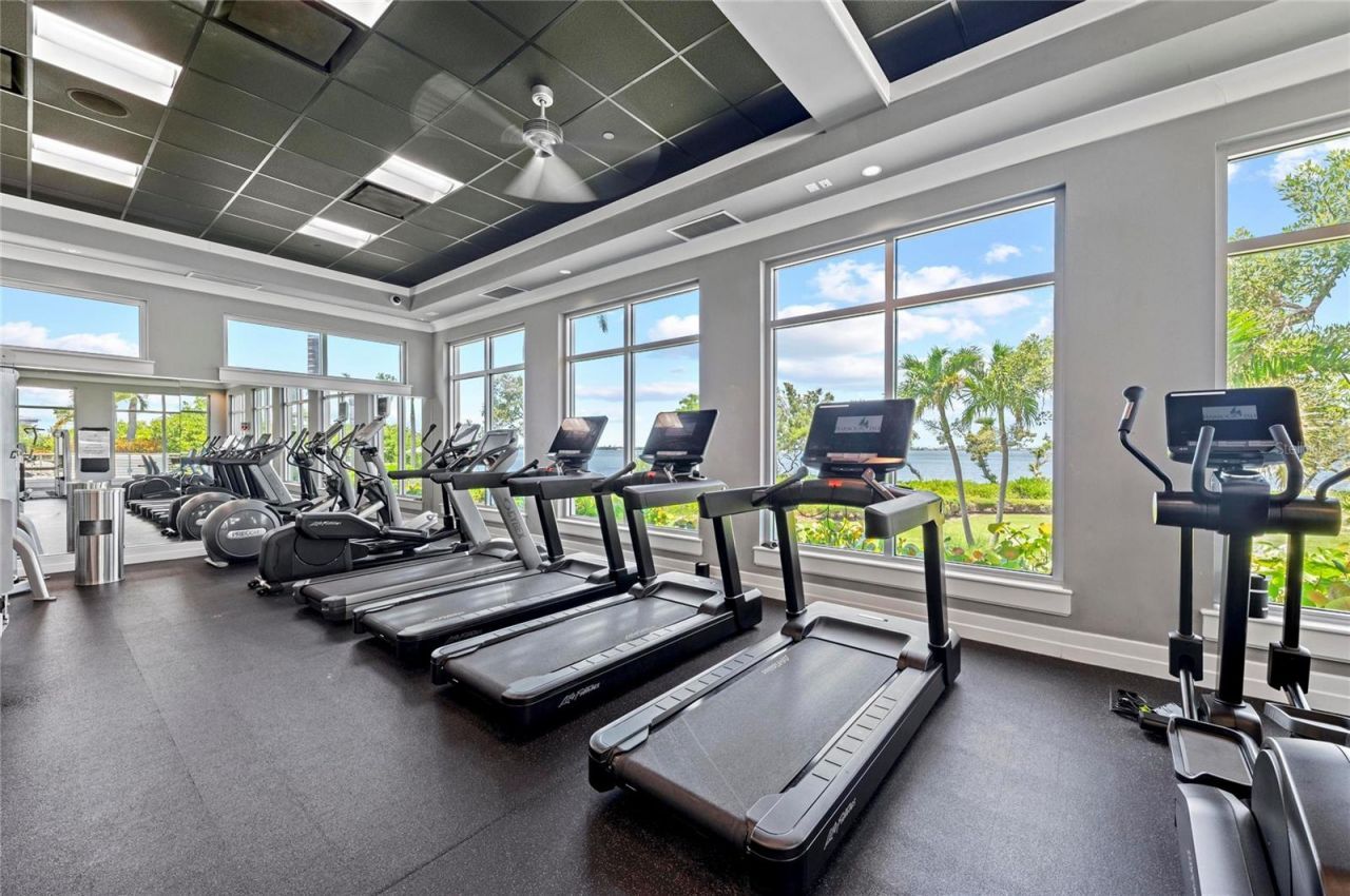 395 Aruba Circle, Unit 402, Bradenton, FL 34209 Photo