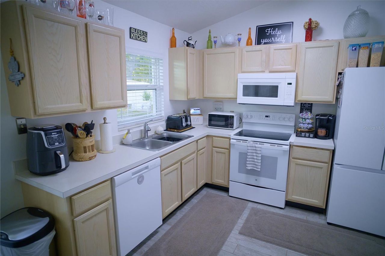 408 Raymond Street , Minneola, FL 34715 Photo