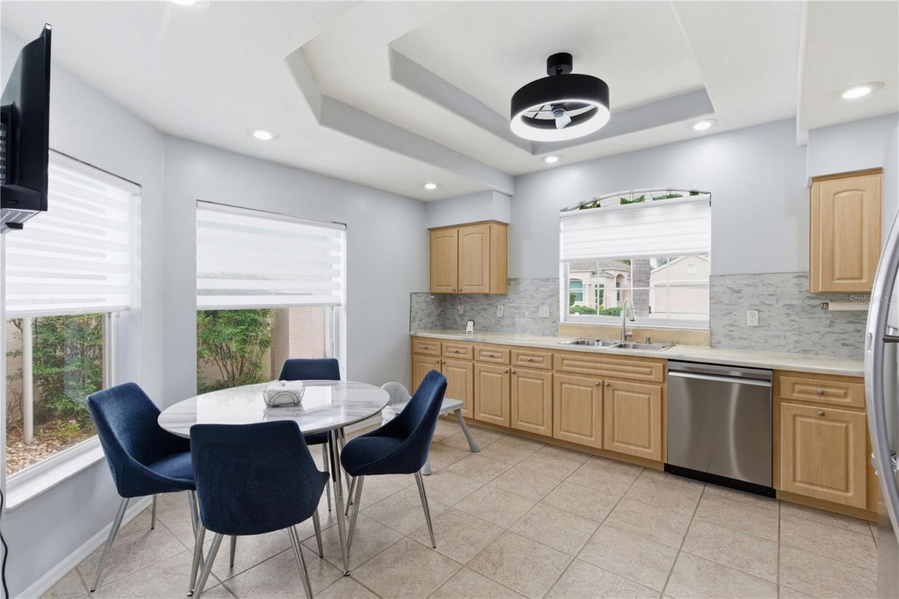 295 Royal Palm Way , Spring Hill, FL 34608 Photo