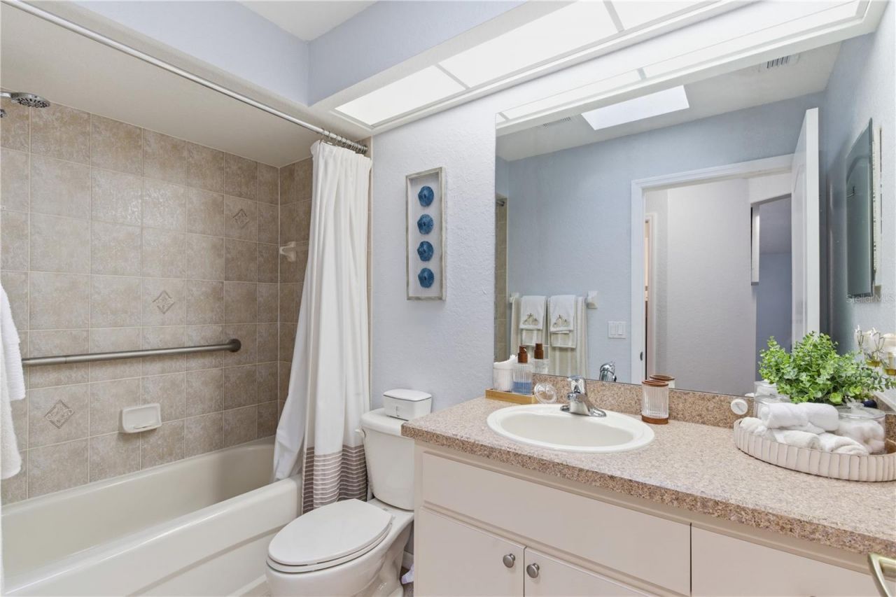 295 Royal Palm Way , Spring Hill, FL 34608 Photo