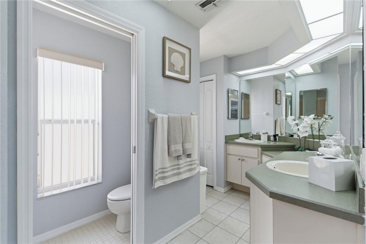 295 Royal Palm Way , Spring Hill, FL 34608 Photo