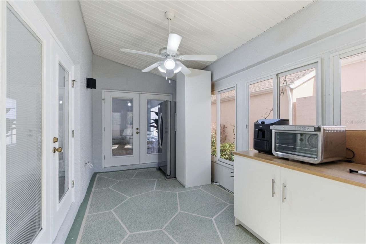 295 Royal Palm Way , Spring Hill, FL 34608 Photo