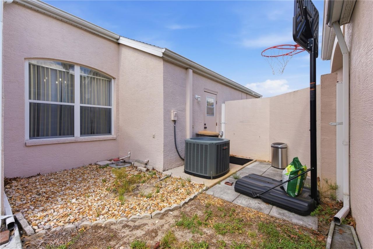 295 Royal Palm Way , Spring Hill, FL 34608 Photo