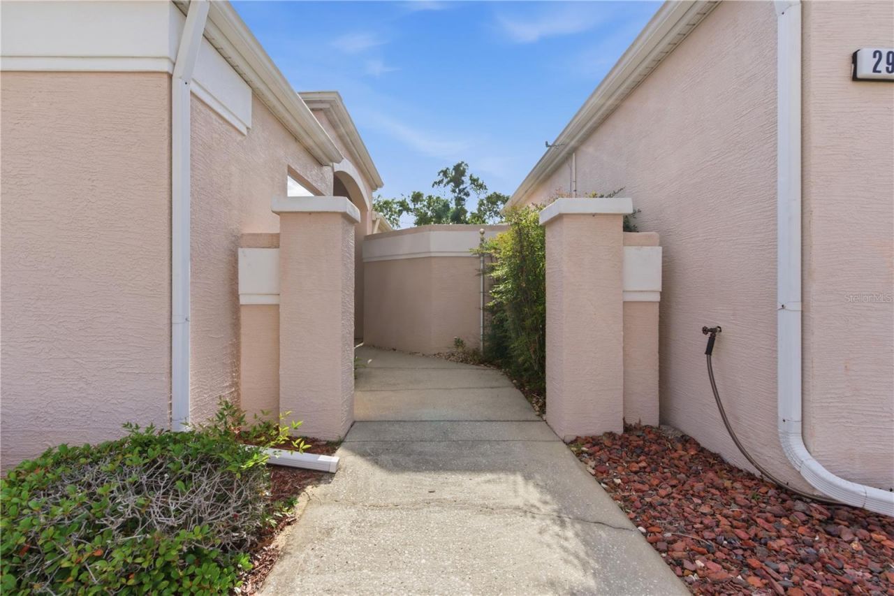 295 Royal Palm Way , Spring Hill, FL 34608 Photo