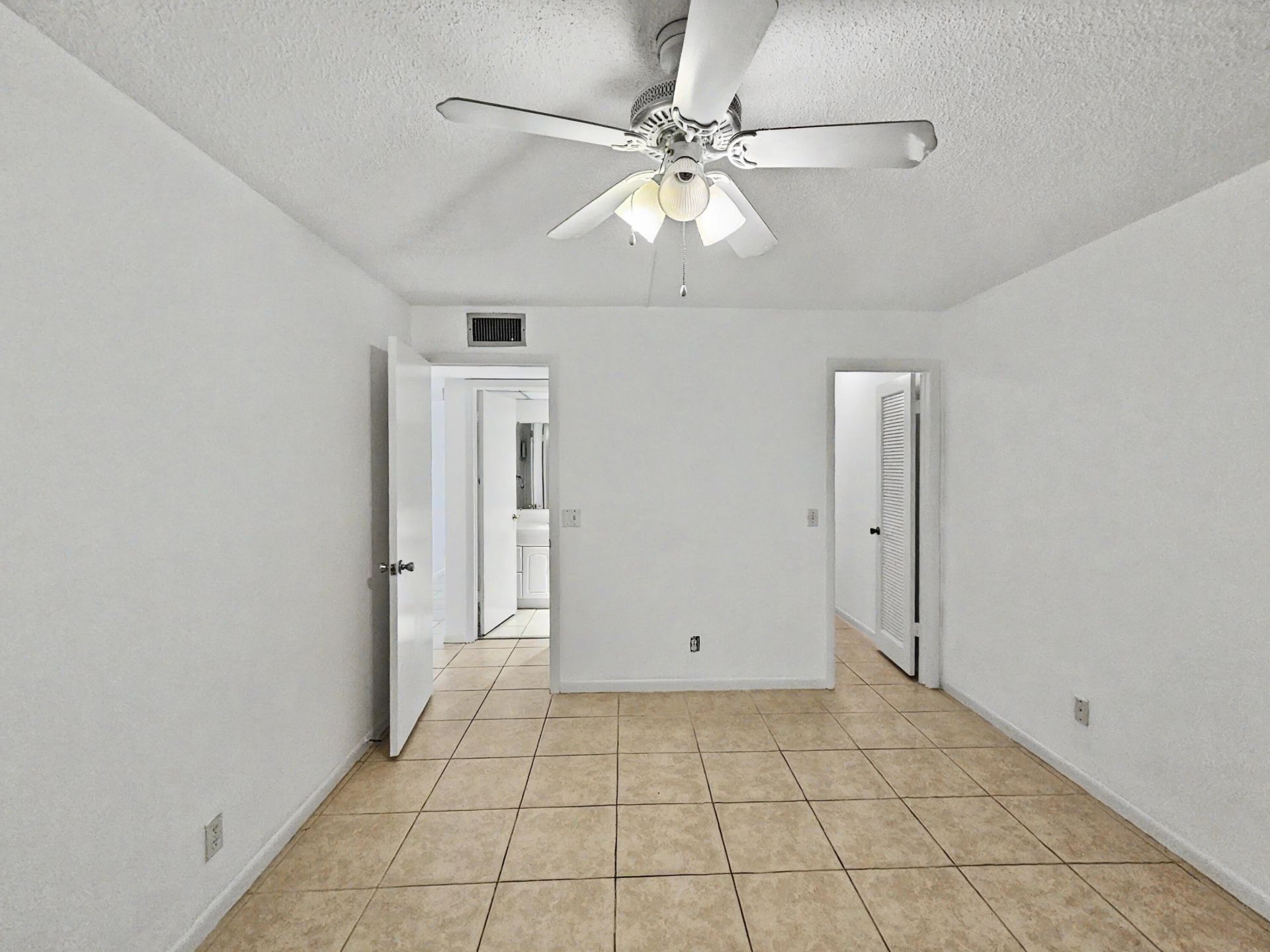 202 Piedmont E, Delray Beach, FL 33484 Photo