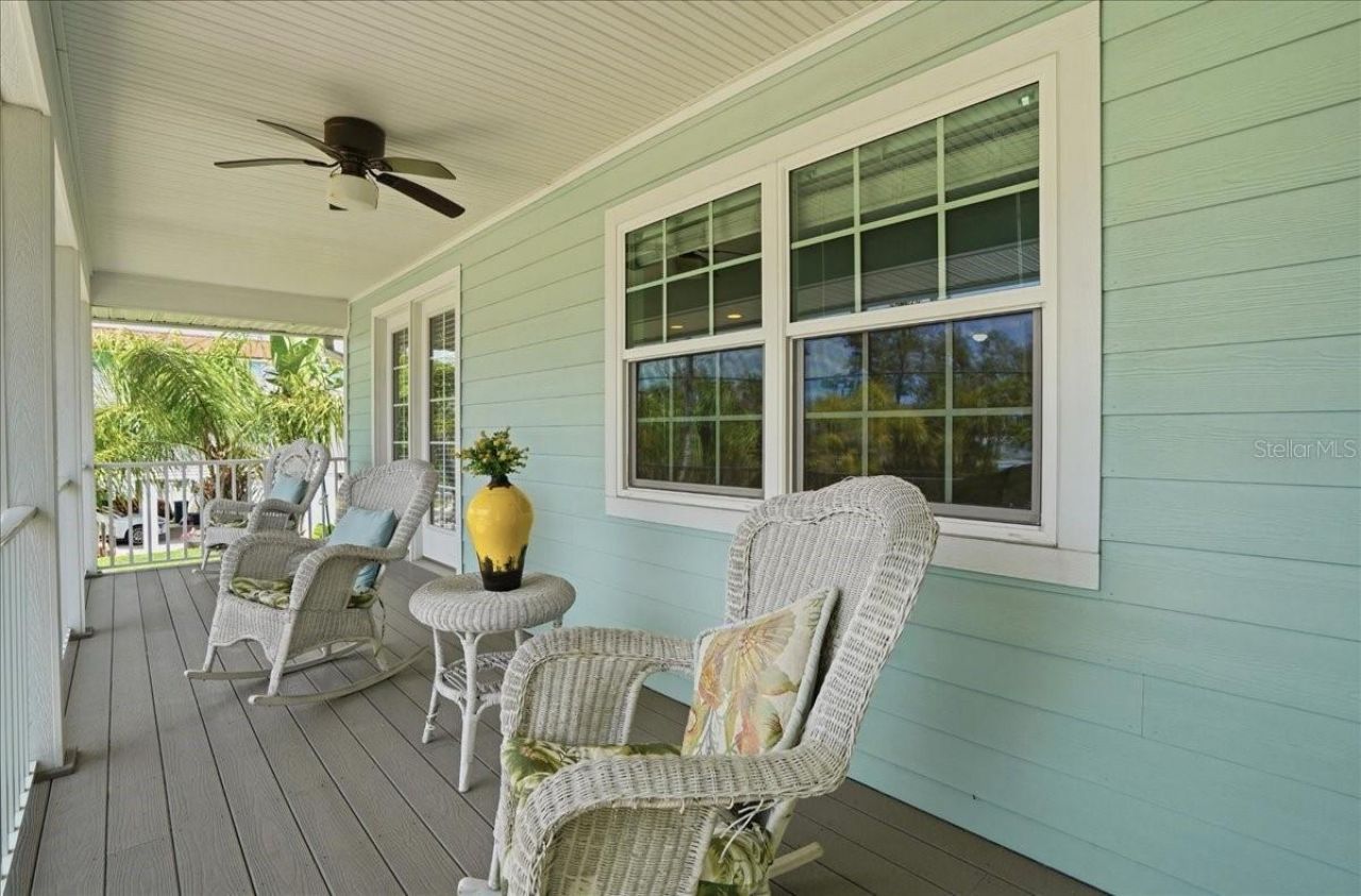 2811 Gulf Drive, Holmes Beach, FL 34217 Photo