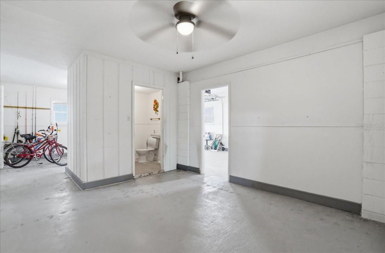 2811 Gulf Drive, Holmes Beach, FL 34217 Photo
