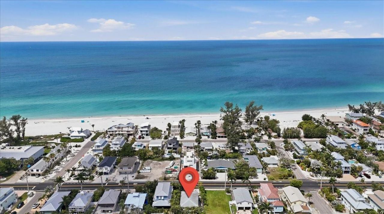 2811 Gulf Drive, Holmes Beach, FL 34217 Photo