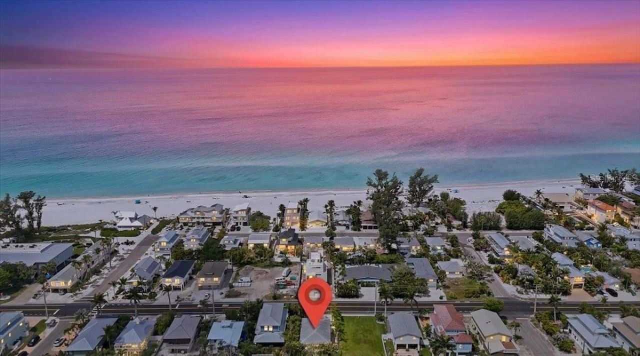 2811 Gulf Drive, Holmes Beach, FL 34217 Photo