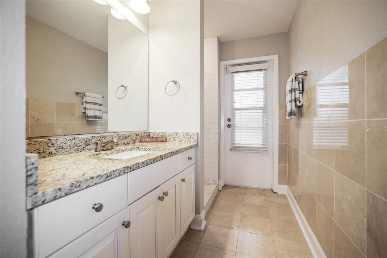 3297 Valemoor Drive, Palm Harbor, FL 34685 Photo