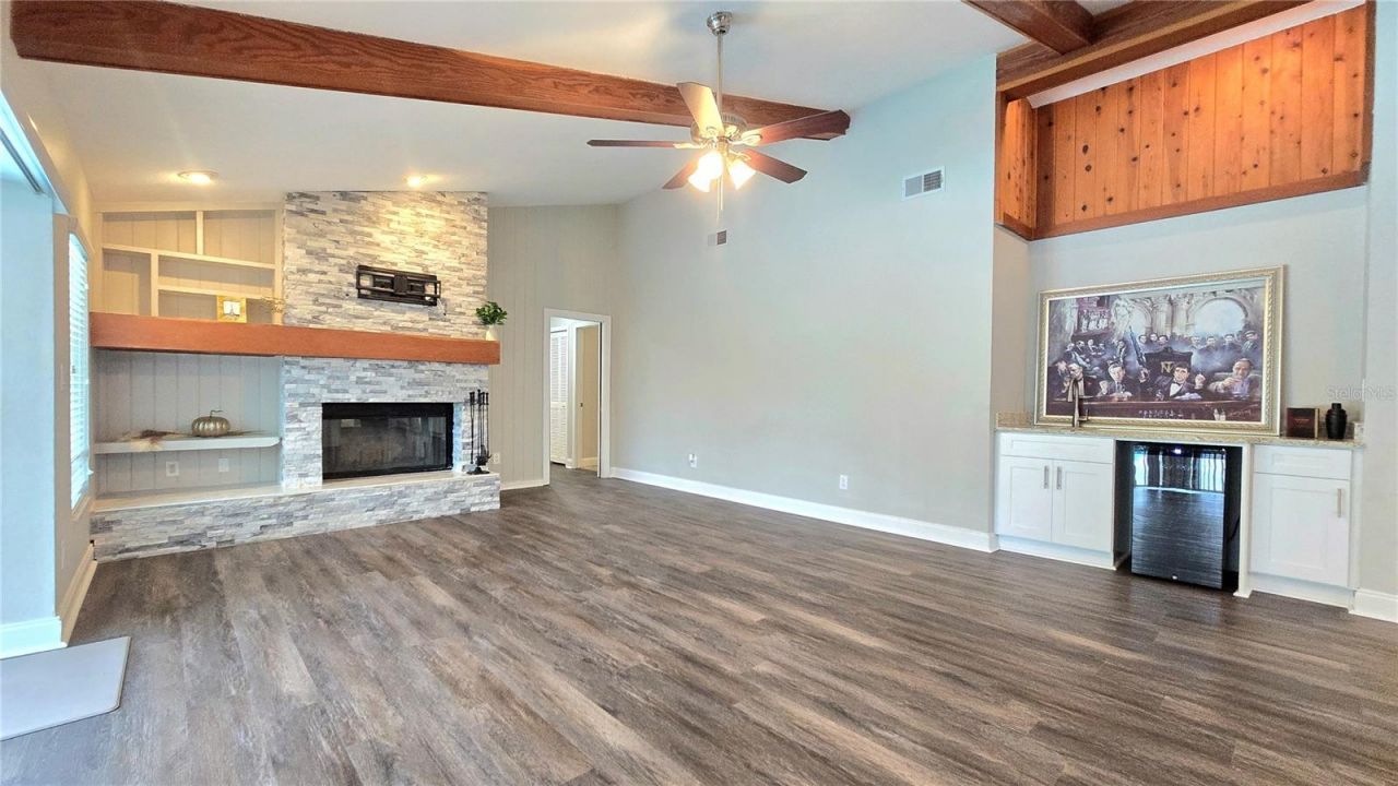 3297 Valemoor Drive, Palm Harbor, FL 34685 Photo