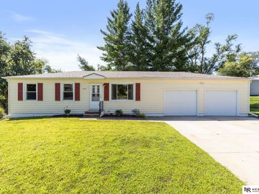7539 Joseph Avenue, La Vista, NE 68128