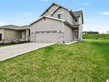 16113 Isabella Street, Bennington, NE 68007