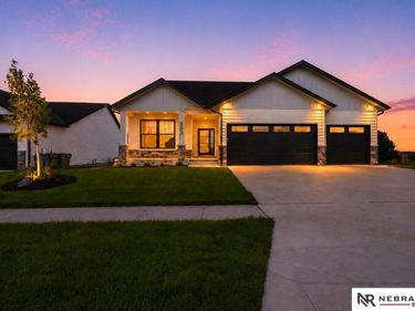 523 Woodsage Road, Seward, NE 68434