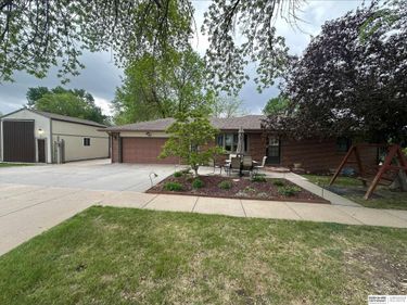 835 W Belmont Avenue , Lincoln, NE 68521