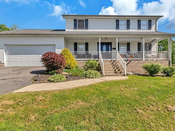 218 E. Maple Ave, FAYETTEVILLE, WV 25840