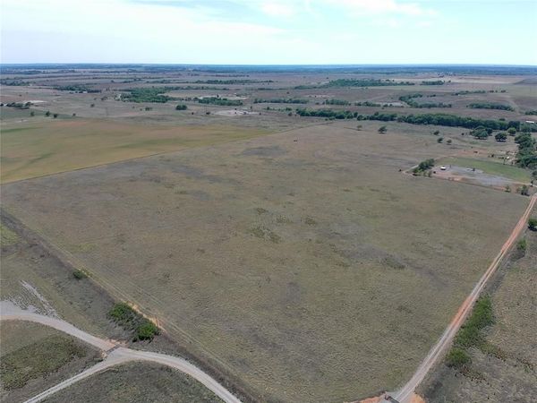 N 1740 Road, Sweetwater, OK 73666
