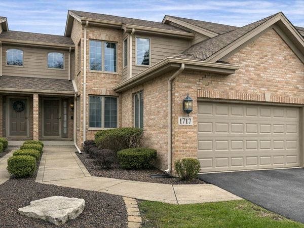 1717 Apple Blossom Drive , Unit 3, Munster, IN 46321