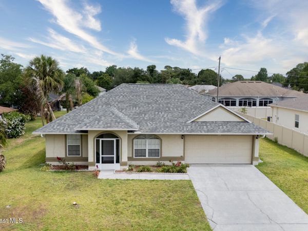 1081 Douglas Street SE, Palm Bay, FL 32909