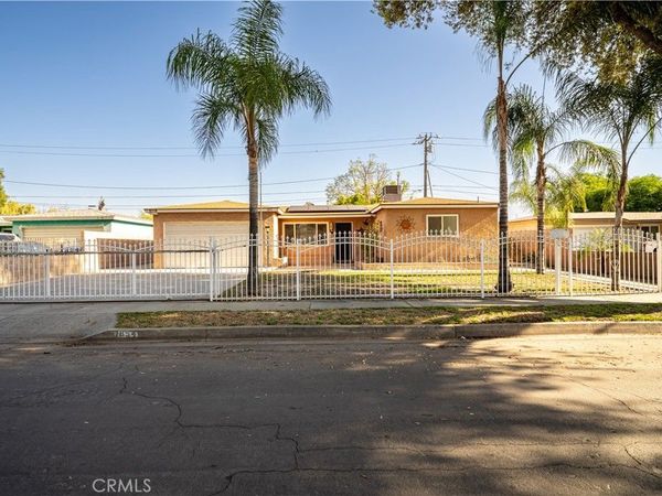 1854 Cleveland, San Bernardino, CA 92411