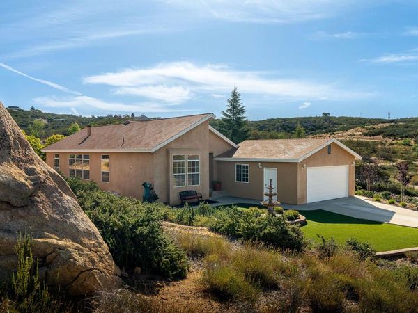42974 Rolling Hills Drive, Aguanga, CA 92536