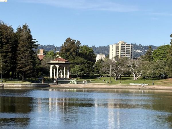 151 Lakeside Dr., Unit 110, Oakland, CA 94612