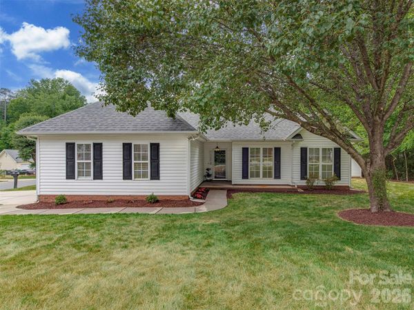 9221 Forest Green Drive , Charlotte, NC 28227