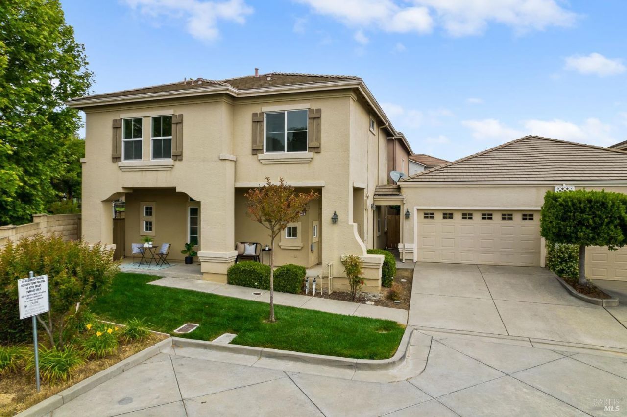 2042 Rummel Court, Vacaville, CA 95688 Main Photo