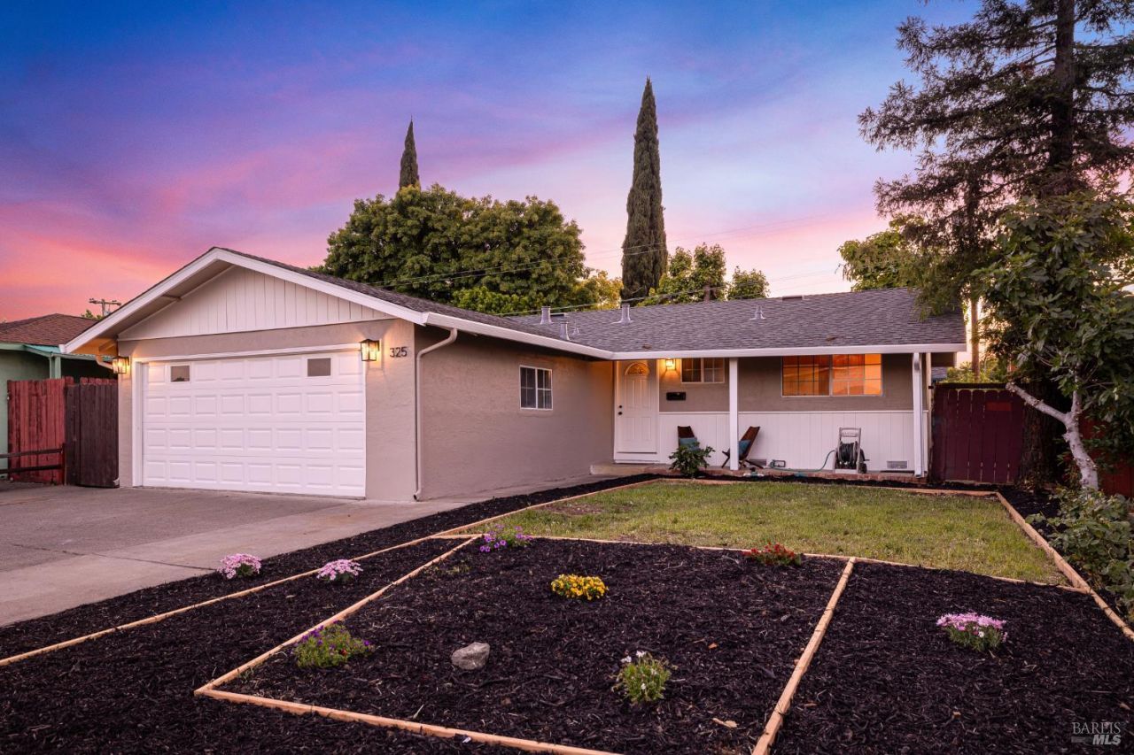 325 Shasta Drive, Vacaville, CA 95687 Main Photo