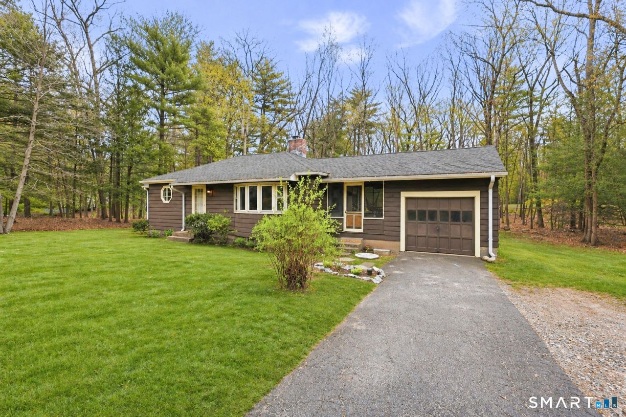 492 Bushy Hill, Simsbury, CT 06070 Main Photo
