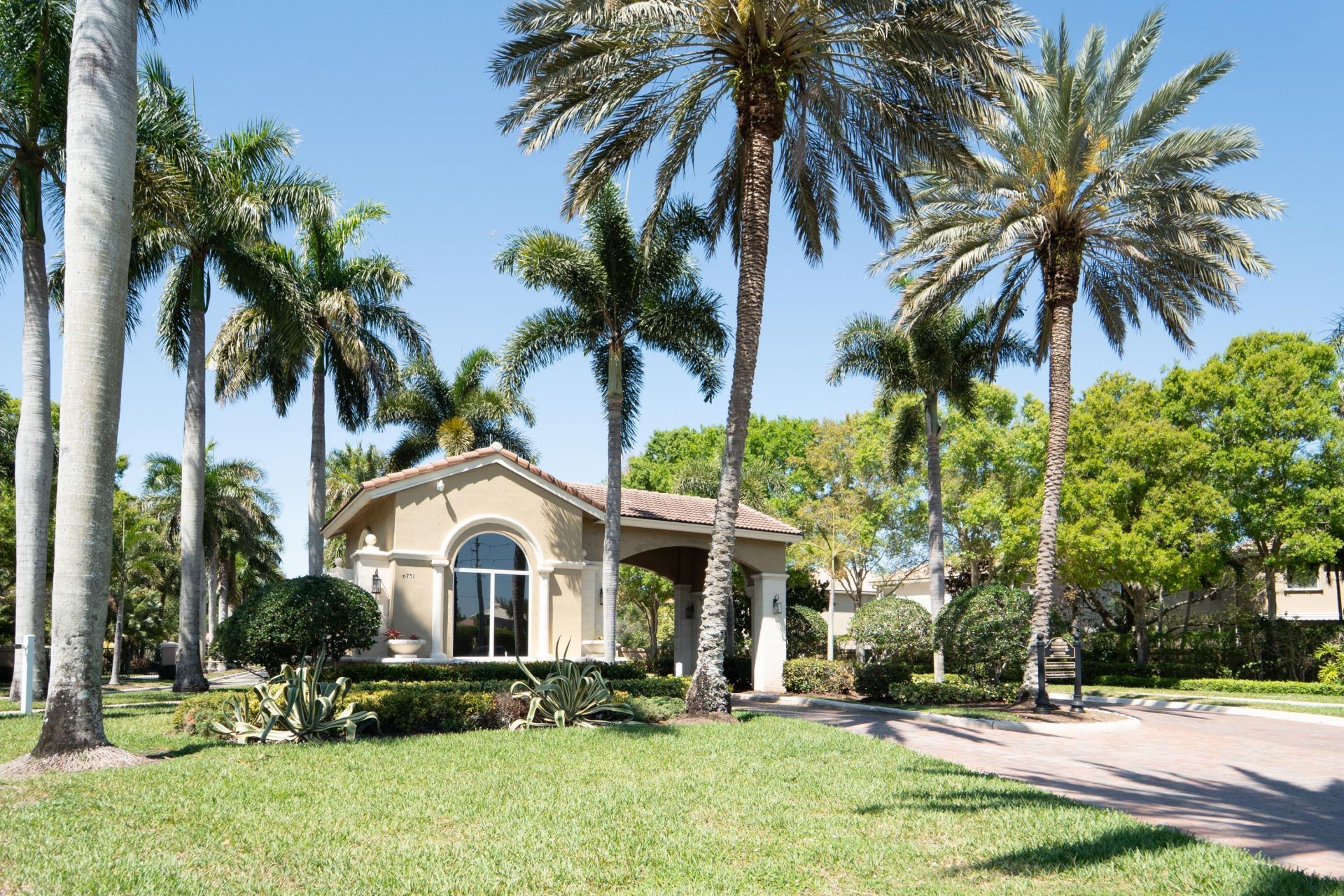 6593 Lurais Drive, Lake Worth, FL 33463 Photo