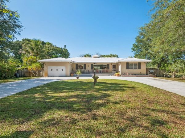 4011 SW 2nd Street, Plantation, FL 33317