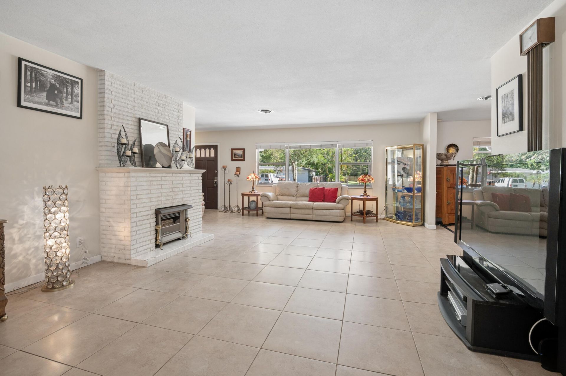 4011 SW 2nd Street, Plantation, FL 33317 Photo
