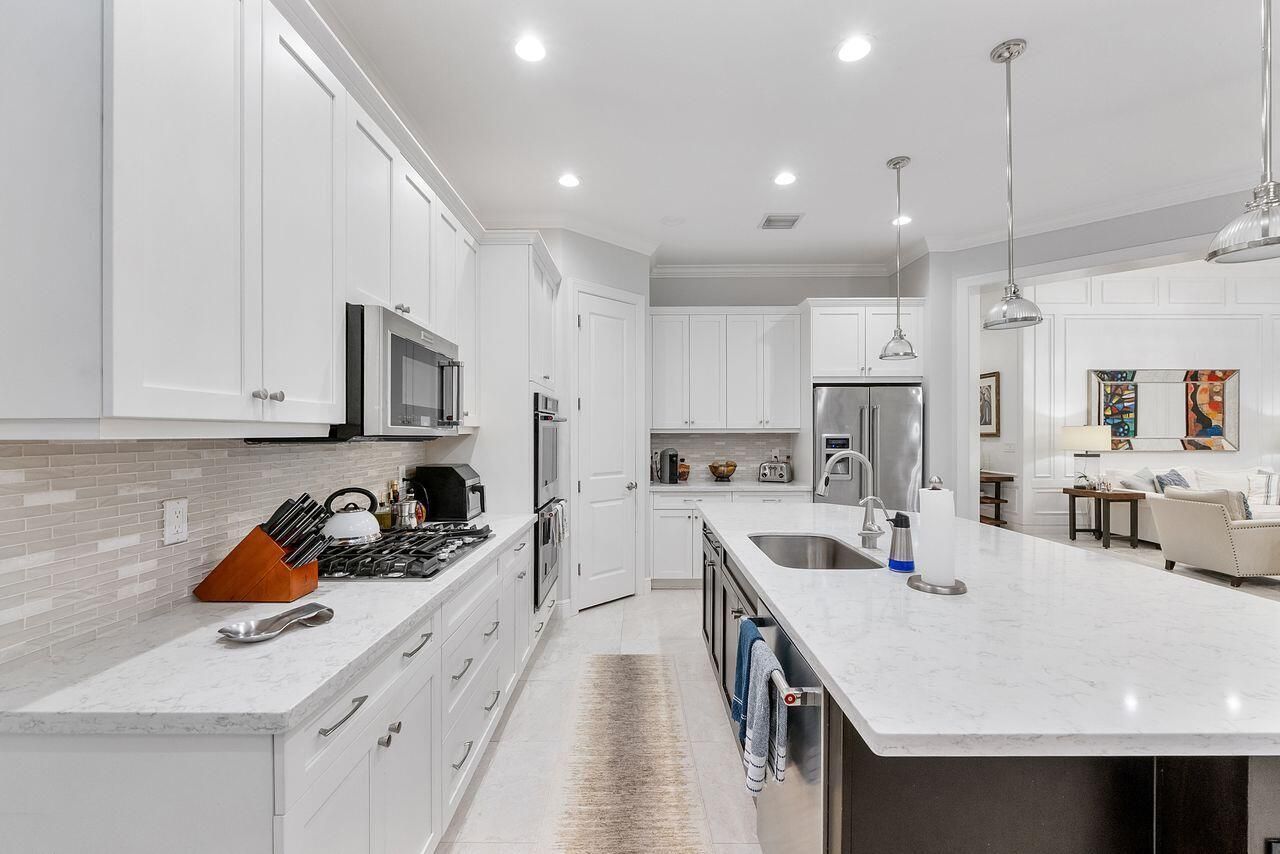 8040 NW 112th Terrace, Parkland, FL 33076 Photo