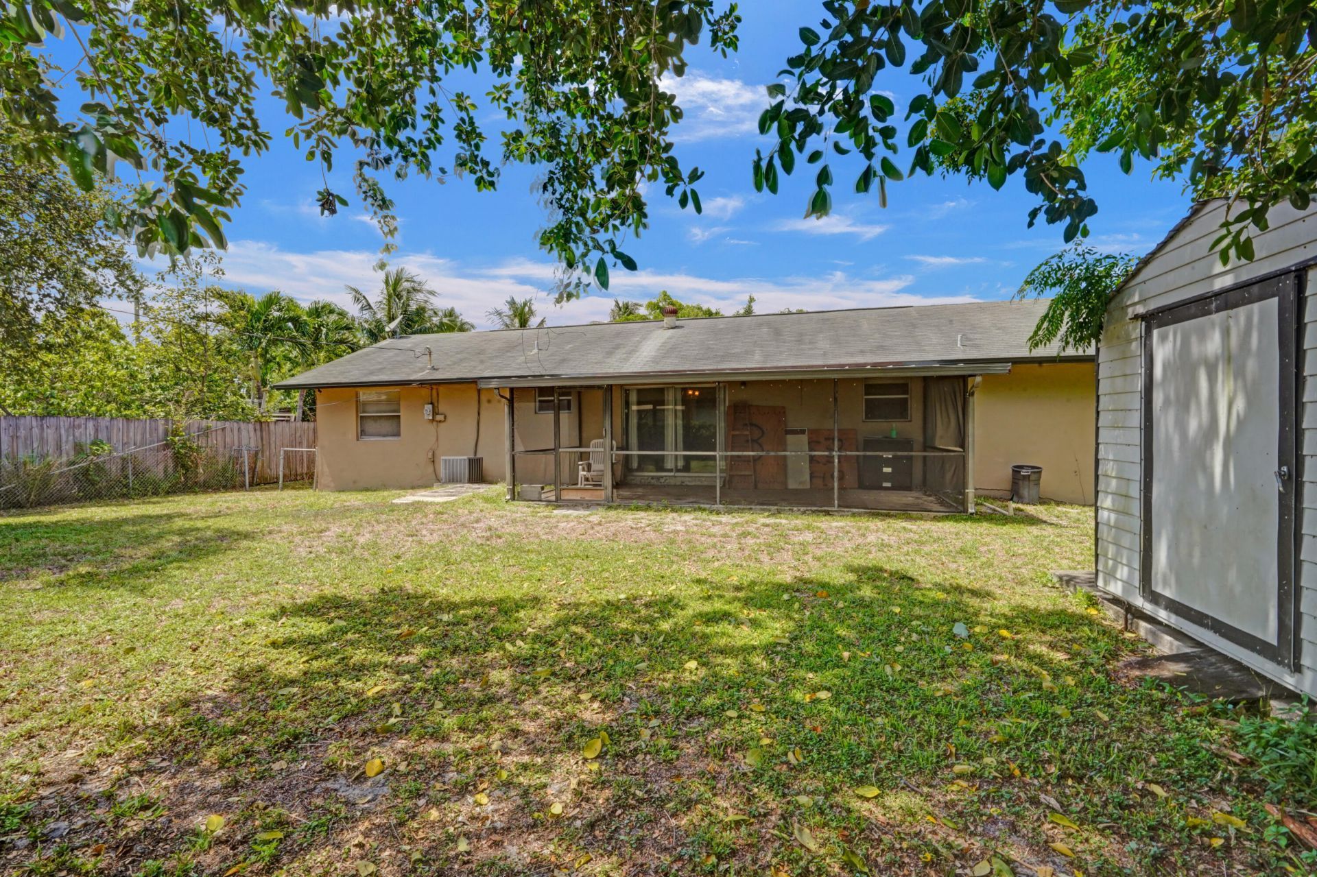2886 Floral Road, Lake Worth, FL 33462 Photo