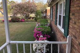 2230 Eaton Circle photo 4