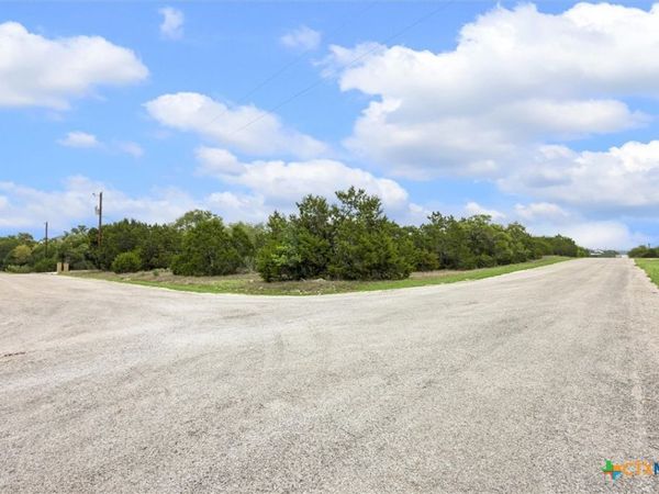 865 Rutherford , Fischer, TX 78623