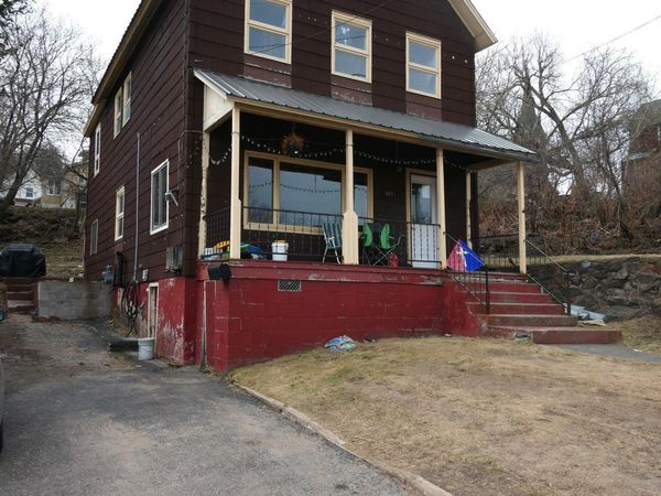 807 E Montezuma Avenue, Houghton, MI 49931