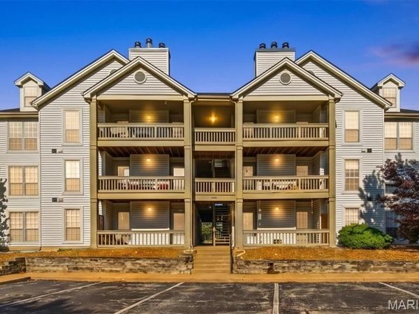 1445 Whispering Creek Drive, Unit J, Ballwin, MO 63021