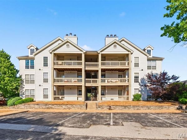 1445 Whispering Creek Drive, Unit J, Ballwin, MO 63021